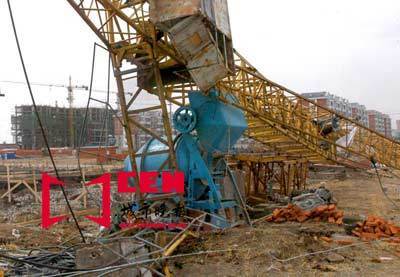 塔吊可能是由非正規公司安裝